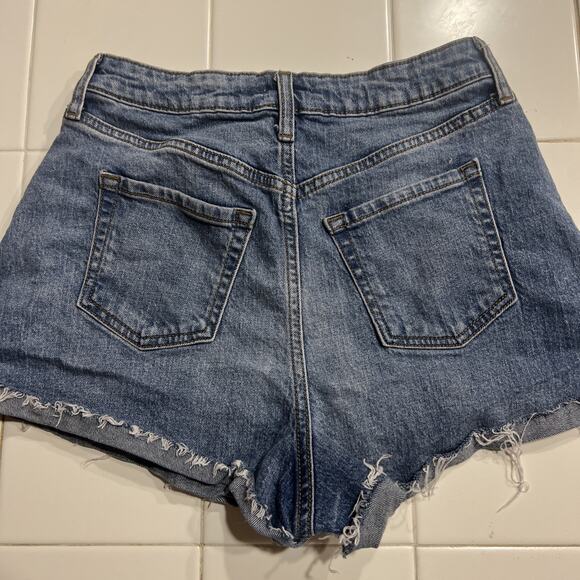 Wild Fable Women's High-Rise Rolled Cuff Jean Shorts 4 New - Picture 2 of 6